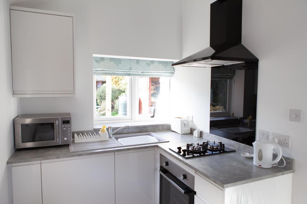 Elm Cottage Touring Park Whitegate  Buitenkant foto